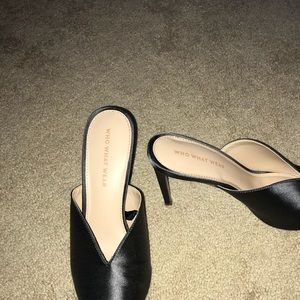 Charcoal satin mule